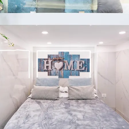 House Benedetta Centro Di Neapol