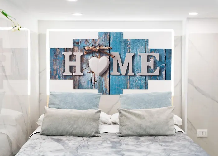 House Benedetta Centro Di * Naples