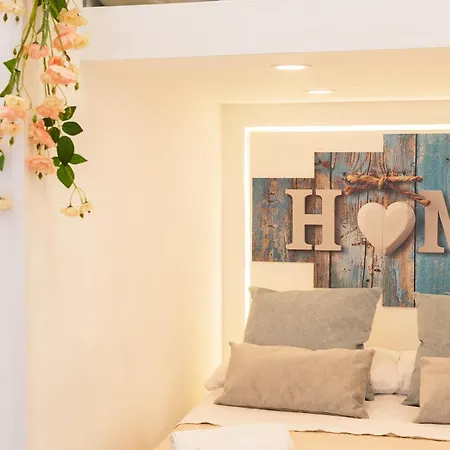 House Benedetta Centro Di * 那不勒斯