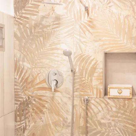 House Benedetta Centro Di 那不勒斯